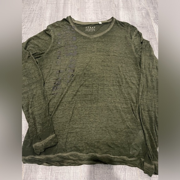 Guess light long sleeve - Picture 2 of 4